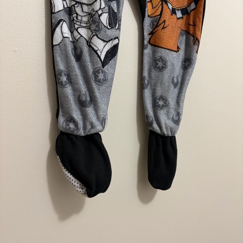 Star Wars Kids One Piece Footie - Black, Gray, and Brown 4T - Picture 3 of 4